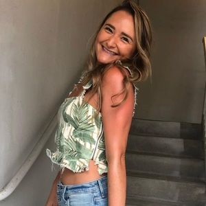 Meet your Posher, Amelia